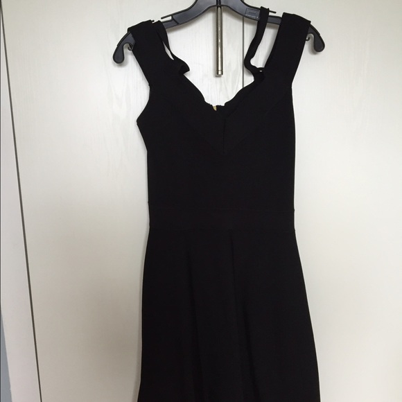 - NWT MILLY Off-The-Shoulder Fit-&-Flare Dress large - Picture 3 of 6